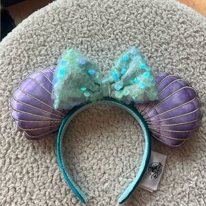 Disney- The Little Mermaid Purple and Teal Seashell Headband with Bow